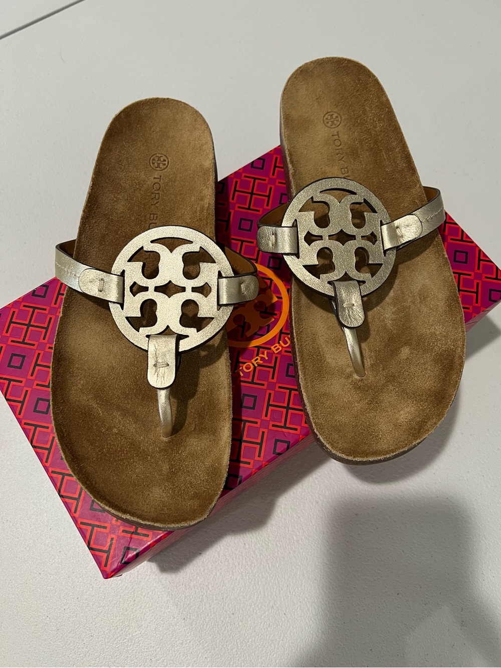 Tory Burch Metallic Gold Logo Thong Sandals 9.5